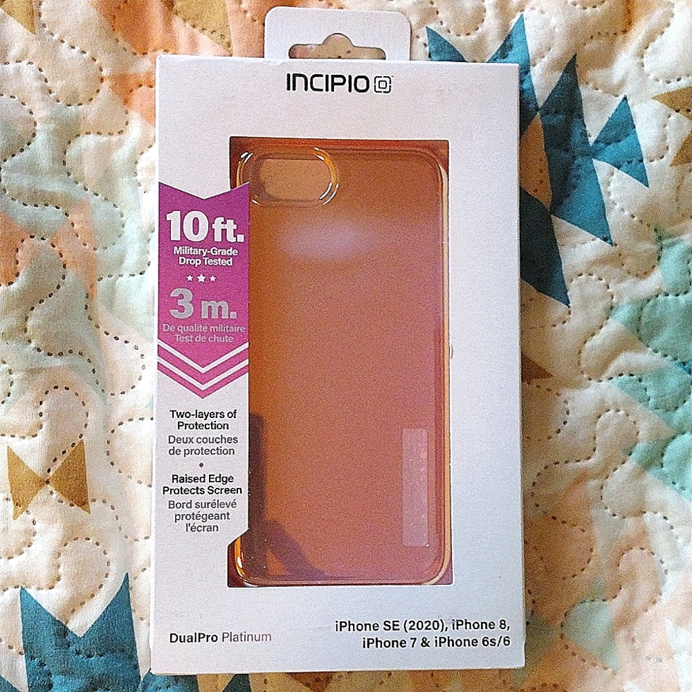 Incipio iphone SE, iphone 8, iphone 7, iphone 6s/6 case. Pink.
